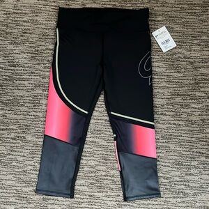 GK Capri Leggings with red/salmon detail